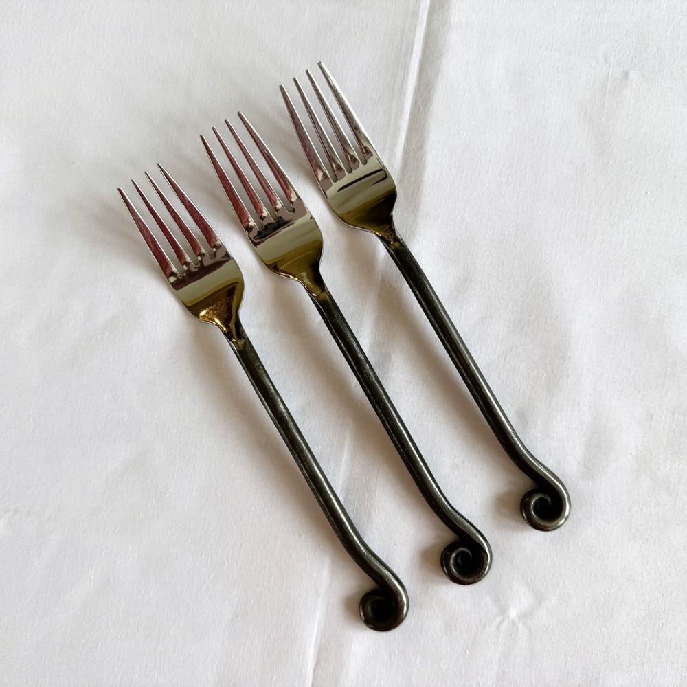 Pier 1 Pii11 Dark Iron Color Handle Coil Treble Three (3) Dinner Forks